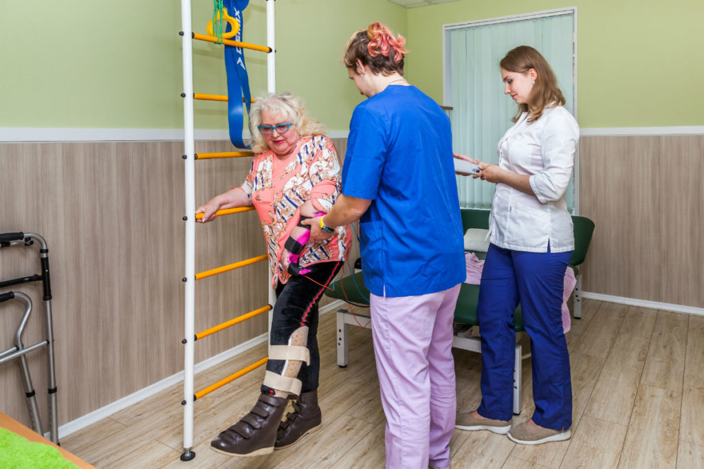 Какие методы реабилитация после инсульта